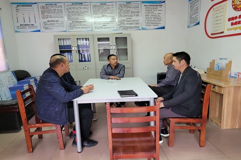 ·¶ÎÄΰ¶½µ¼×¤´å°ï·öÊÂÇé