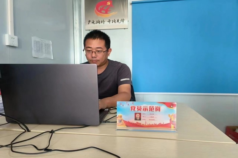 ��Ա��ģ�ک����������������������·�ȷ�