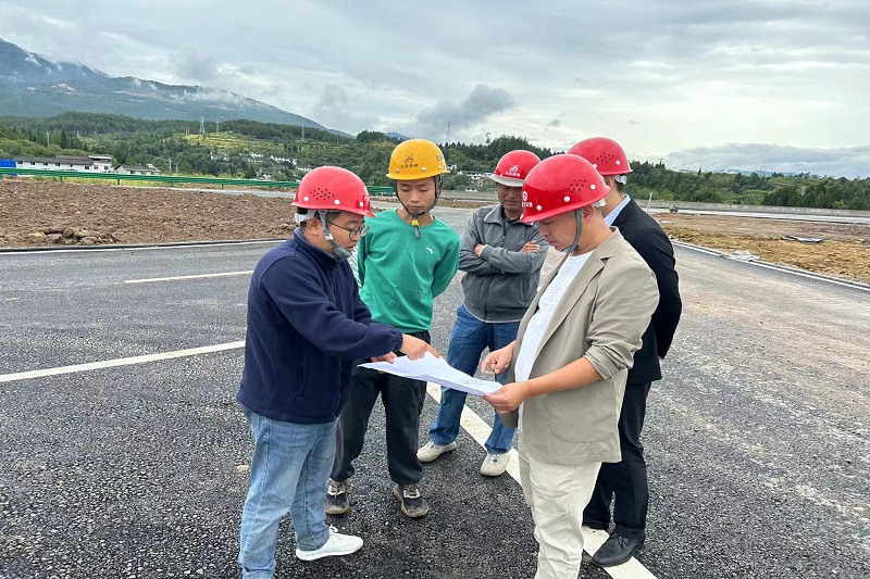 ������˫�ڡ�حibet���ſ�չ�徲����